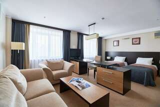 Гостиница Вега Тольятти Джуниор сюит двухместный-1